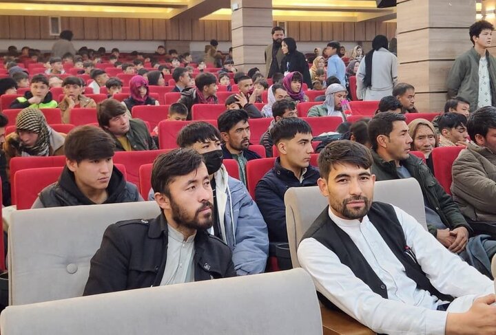 Photos: Honoring Outstanding Students of “Moj-e Kherad” School in Kabul