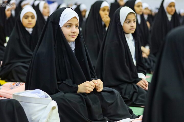 تقرير مصور/ العتبة العلوية تنظم مهرجان التكليف السنوي الثاني عشر في مدينة بعقوبة أكثر من 1000 فتاة