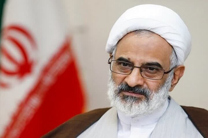 پیام تسلیت نماینده ولی فقیه در سپاه در پی ارتحال آیت الله شاهچراغی