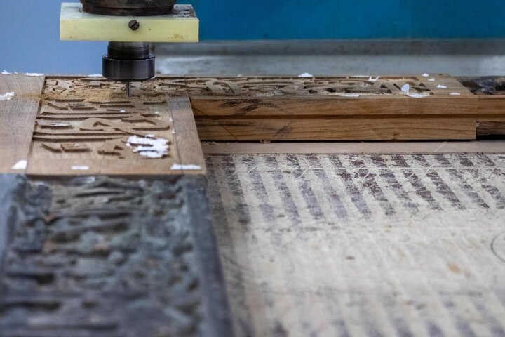 تقرير مصور/ أعمال ترميم شباك سرداب الإمام المهدي (عجّل الله فرجه)