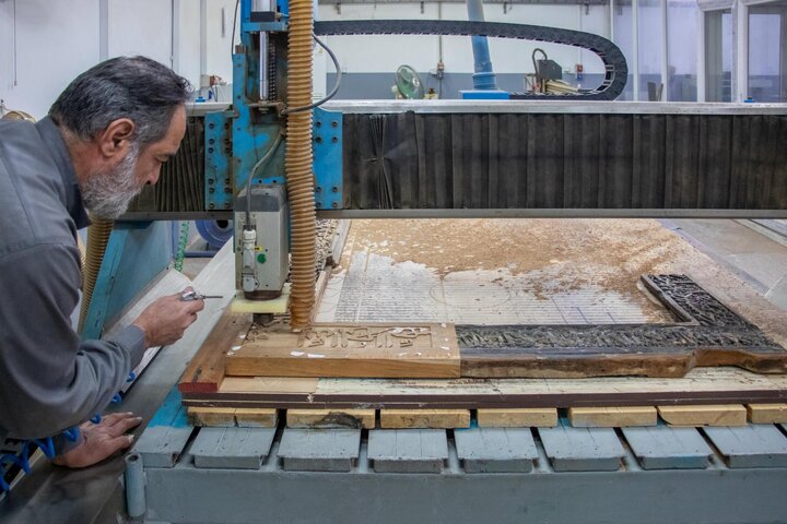 تقرير مصور/ أعمال ترميم شباك سرداب الإمام المهدي (عجّل الله فرجه)