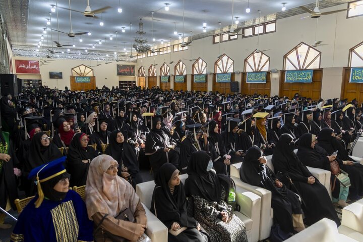 تقرير مصور/ حفل تخرج أكثر من 1000 طالبة جامعية في باكستان