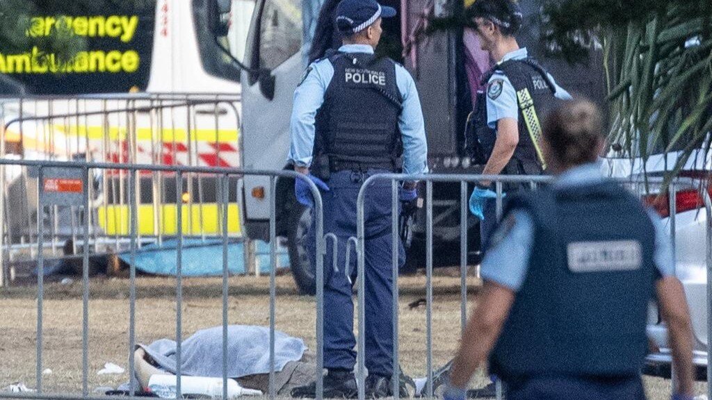 سڈنی کے ساحل پر یہودیوں کی تہوار کی تقریب میں فائرنگ؛ 16 ہلاک