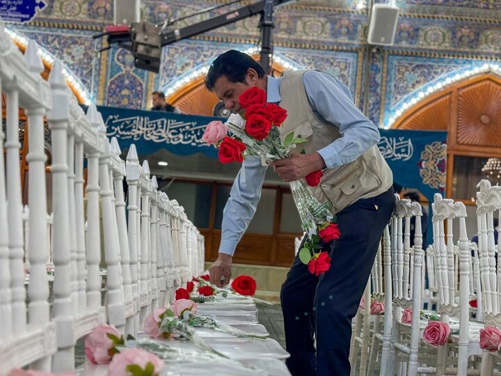 جشن تکلیف ۲ هزار دختر عراقی در حرم امام حسین(ع) برگزار شد + عکس