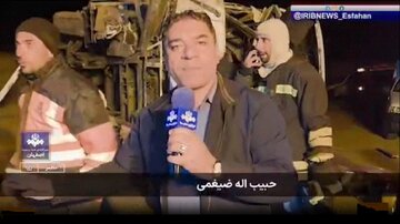 ВИДЕО | Исфаһан-Нәтәнз шоссесиндә баш верән өлүмҹүл автобусун ашмасы нәтиҹәсиндә 26 нәфәр өлүб вә јараланыб