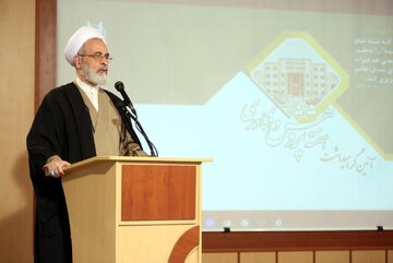 آیت‌الله جوادی آملی؛ قله‌ای کم‌نظیر در علوم اسلامی و پژوهش