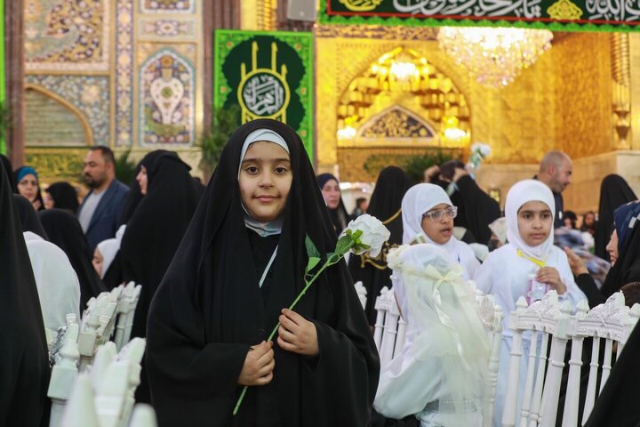 Informe fotográfico | El Santuario del Imam Huséin (P) corona con el hiyab a 2.000 niñas en la ceremonia de madurez religiosa