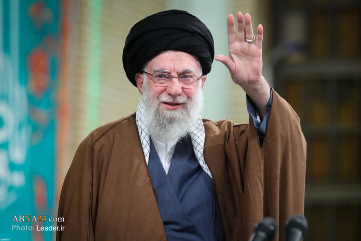 “Civîna hezarên kes ji pesnvanan bi pîrozbahiyêkerên Ehl-ul Beytê (s.x) li gel Rêberê Şoreşê Îslamî”