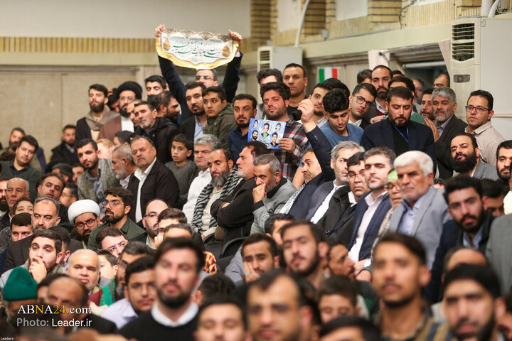 “Civîna hezarên kes ji pesnvanan bi pîrozbahiyêkerên Ehl-ul Beytê (s.x) li gel Rêberê Şoreşê Îslamî”