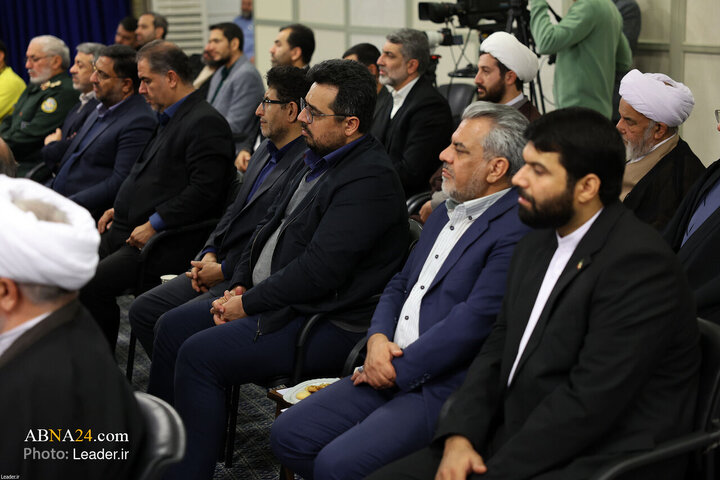 دیدار دست‌اندرکاران کنگره بزرگداشت شهدای استان البرز با رهبر معظم انقلاب