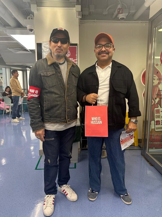 Informe fotográfico | Los voluntarios de Who is Hussain (P) en Hong Kong convierten una campaña de donación de sangre en un salvavidas tras el incendio de Tai Po