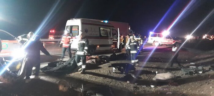 ۲۶ کشته و زخمی در واژگونی مرگ‌بار اتوبوس در محور اصفهان ـ نطنز + ویدیو