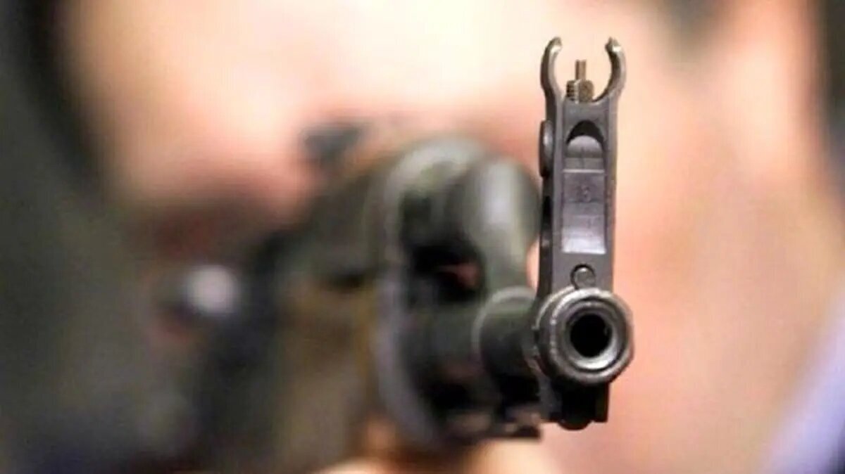 Иранын Фәһраҹ шәһәр нәзарәт мәнтәгәсиндә 3 һүгуг-мүһафизә органы әмәкдашы вә бир мүлки шәхс шәһид олуб