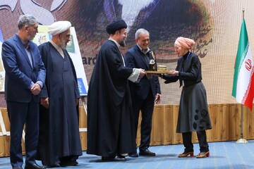 Foto Reportaj | Birinci İmam Xomeyni (rizvanullahi təala) Dünya Mükafatının bağlanış mərasimi