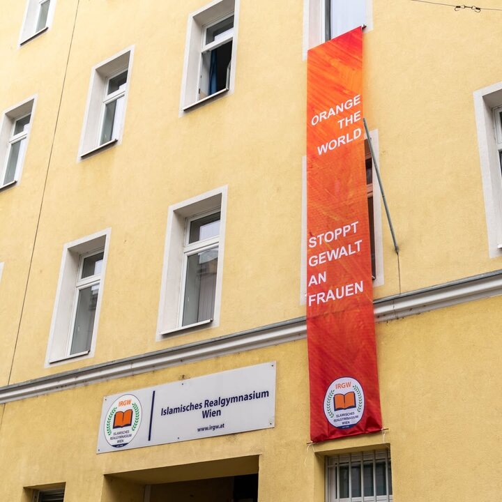 Photos: Educational Workshop Held at Vienna Islamic High School on Human Rights Day