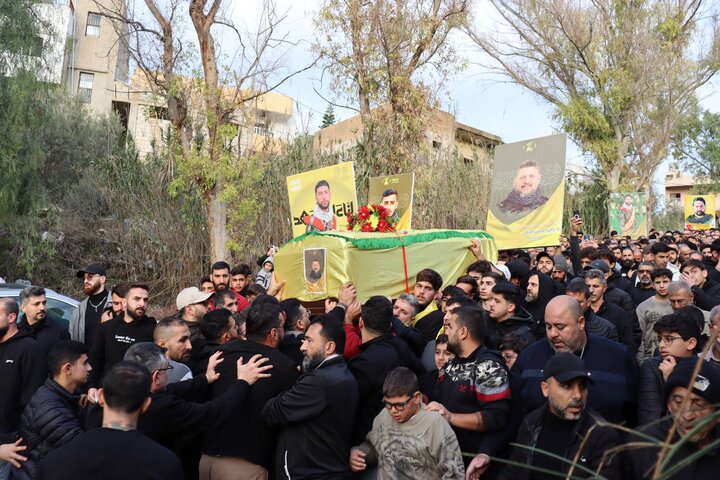 حزب الله وجماهير المقاومة يشيّعون الشهيد المجاهد الدكتور زكريا يحيى الحاج في جويا