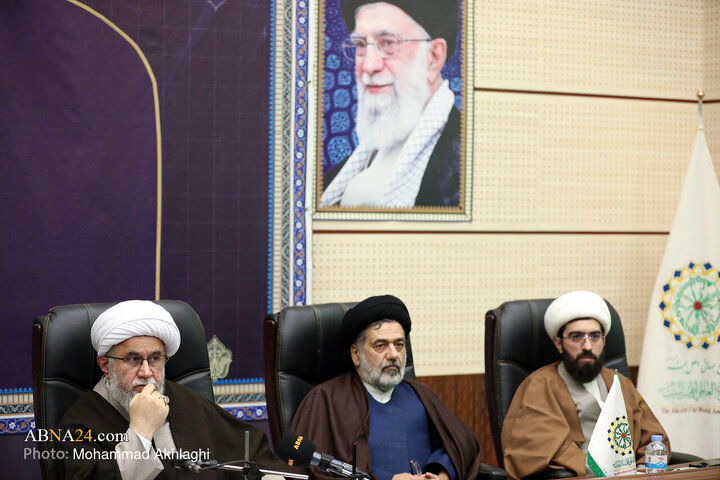 رونمایی از ۵۰ اثر پژوهشی مجمع جهانی اهل‌بیت(ع) در ۸ زبان