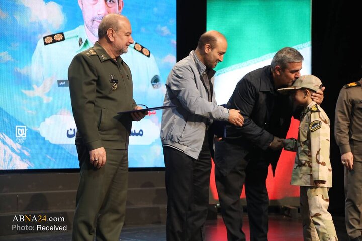 تجلیل از پژوهشگران برگزیده دفاع مقدس و مقاومت در موزه ملی انقلاب اسلامی