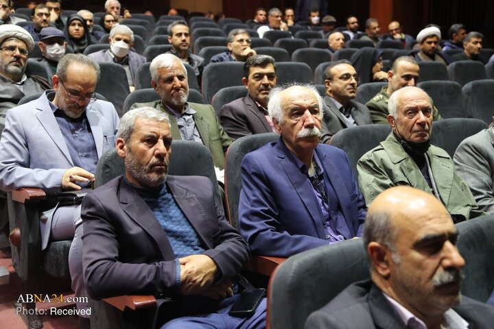 Rêzgirtin ji lêkolînerên bijarte yên berevanî û berxwedanê li Muzexaneya Netewî ya Şoreşa Îslamî