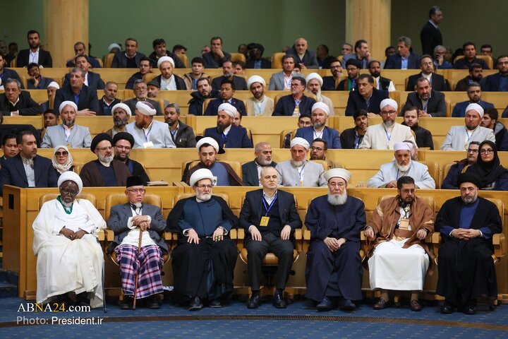 نخستین دوره «جایزه جهانی امام خمینی (ره)» با حضور رئیس جمهور