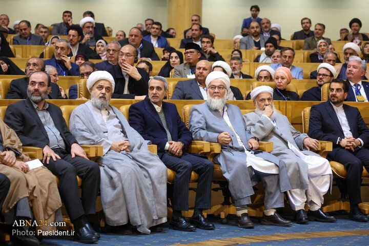 نخستین دوره «جایزه جهانی امام خمینی (ره)» با حضور رئیس جمهور