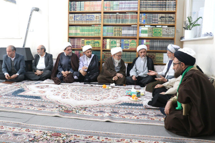 دیدار رهبر حزب وحدت اسلامی افغانستان با آیت الله فاضلی بهسودی در قم