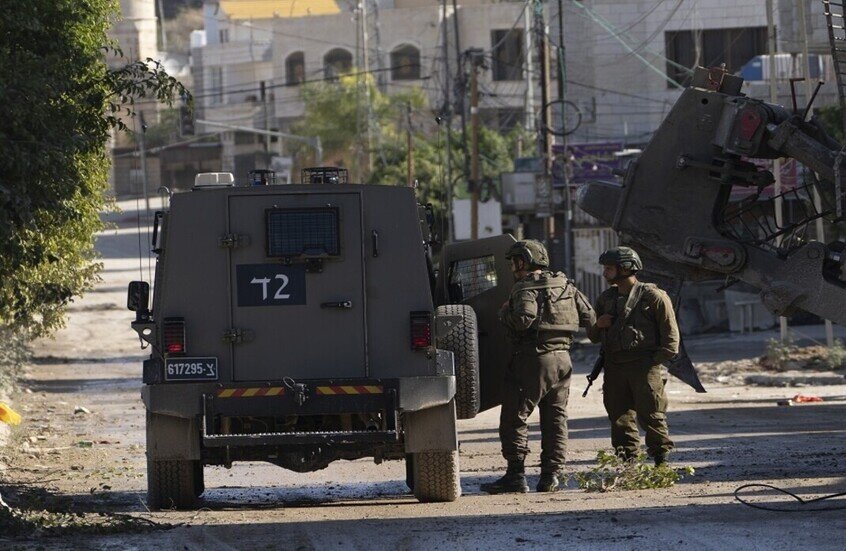 حرق سيارات وكتابات عنصرية.. "كتائب الملك داوود" تهدد قوات الأمن الإسرائيلية في الضفة