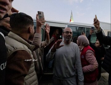 Eleven Palestinian detainees released, arrive at Gaza hospital in poor health