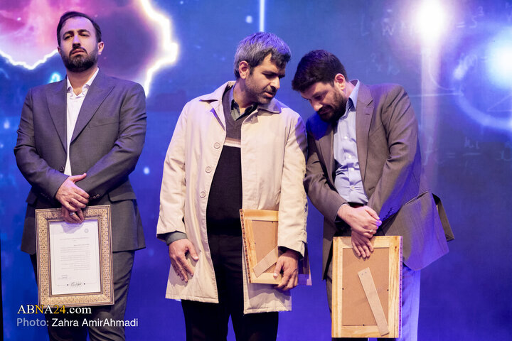 آیین تجلیل از نخبگان علمی