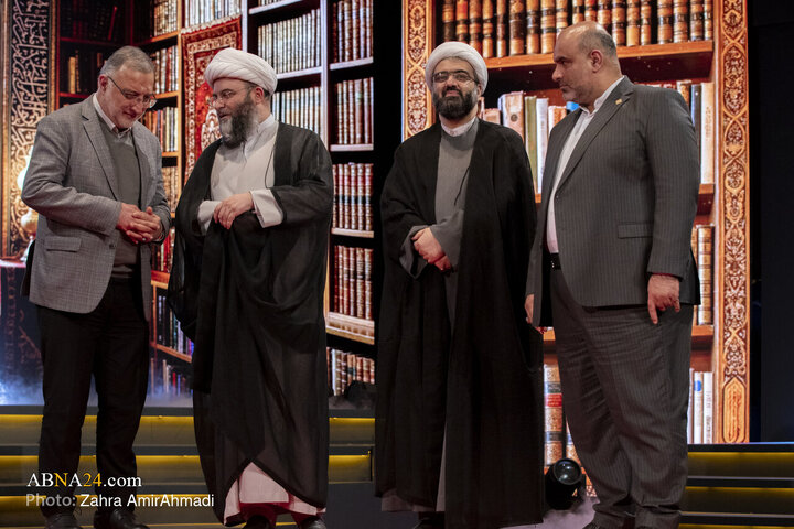 آیین تجلیل از نخبگان علمی