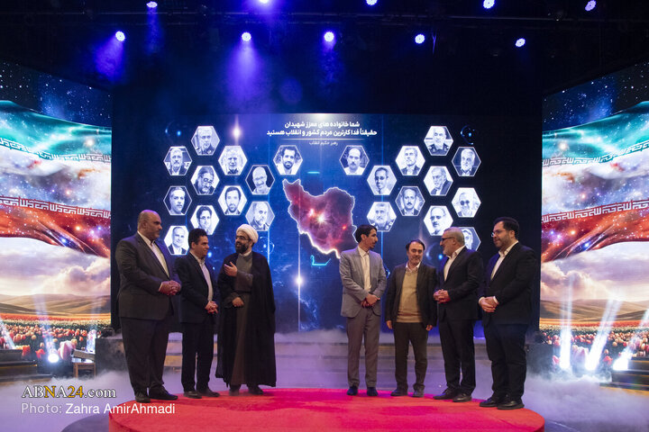 آیین تجلیل از نخبگان علمی