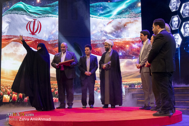 آیین تجلیل از نخبگان علمی