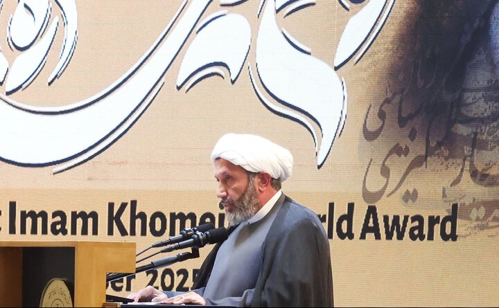   امام خمینی(ره) مظلوم ترین عنصر انقلاب اسلامی است