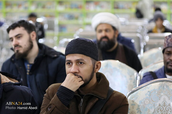 Photos: Unveiling ceremony of six new products by Rasool Rahmat Foundation in Qom