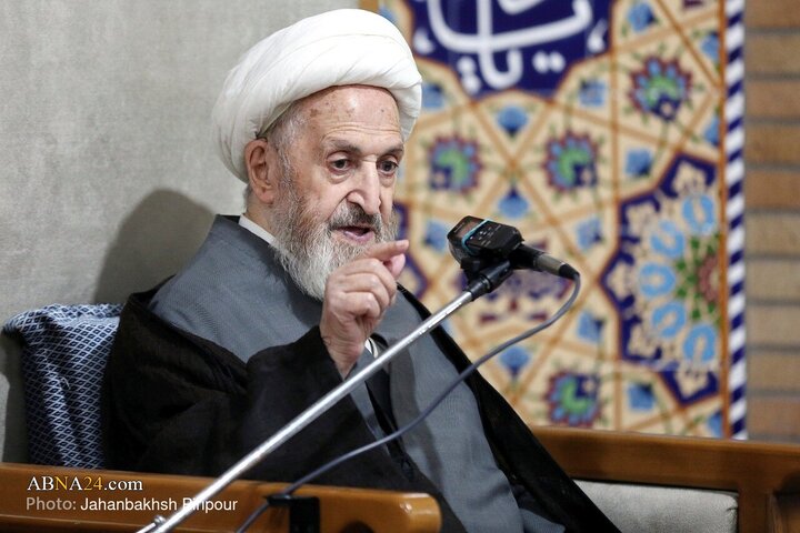 Photos: Ethics Lesson by Ayatollah Sobhani