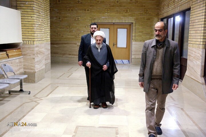 Photos: Ethics Lesson by Ayatollah Sobhani
