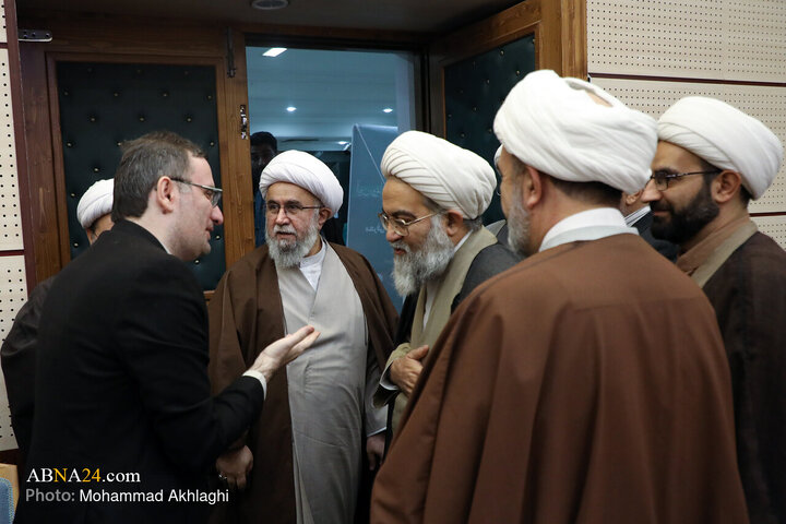 آیین رونمایی از موسوعه معارف شیعه در مجمع جهانی اهل‌بیت(ع)