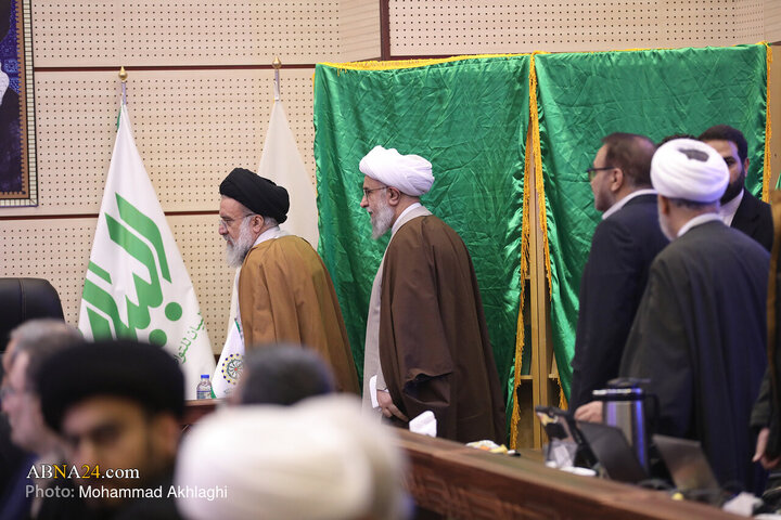 آیین رونمایی از موسوعه معارف شیعه در مجمع جهانی اهل‌بیت(ع)