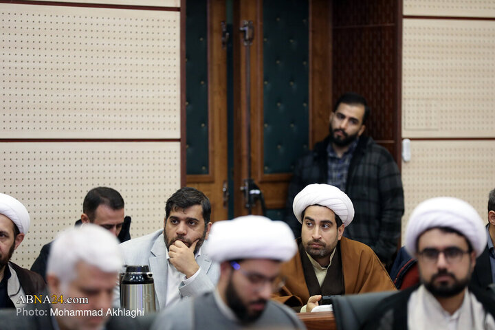 آیین رونمایی از موسوعه معارف شیعه در مجمع جهانی اهل‌بیت(ع)