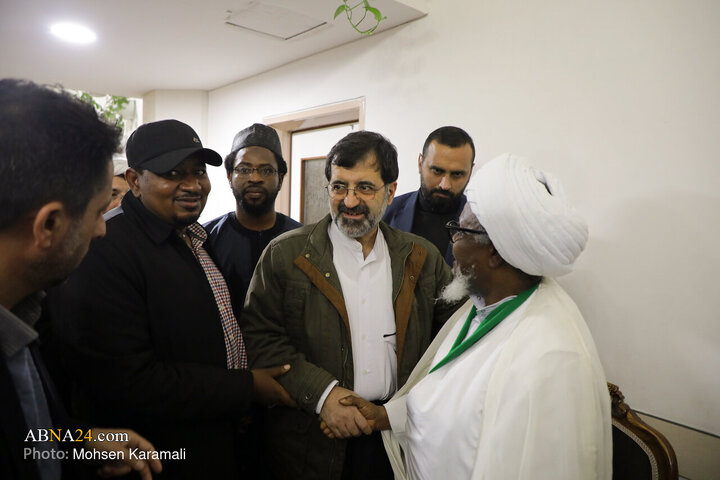 Informe fotográfico | El Sheij Ibrahim Zakzaky peregrina al santuario de la Excelencia Fátima Masuma (la paz sea con ella)