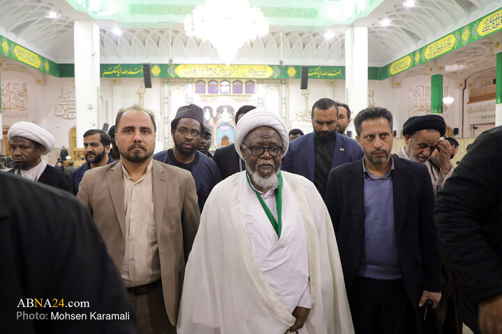 Informe fotográfico | El Sheij Ibrahim Zakzaky peregrina al santuario de la Excelencia Fátima Masuma (la paz sea con ella)