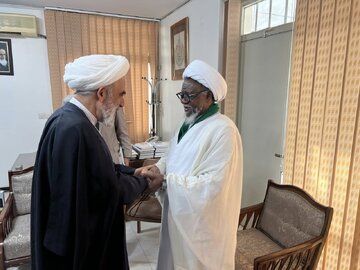 تقرير مصور/ الشيخ الزكزاكي يزور إيران ويلتقي ممثلي مجلس خبراء القيادة الإسلامية في طهران