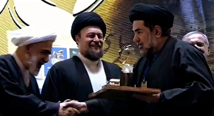 मौलाना कल्बे जवाद इमाम खुमैनी इंटर नेशनल अवॉर्ड से सम्मानित