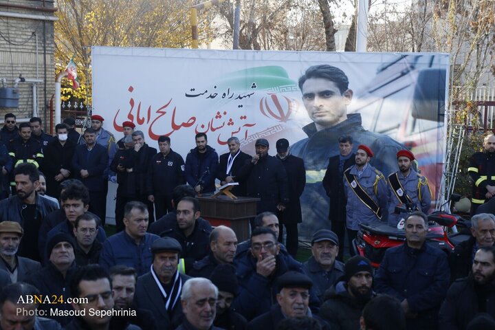 تشییع پیکر شهید آتش نشان صالح امانی در تبریز