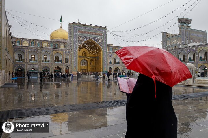 Informe fotográfico |Lluvia y nieve en el santuario del Imam Alí ibn Musa ar-Rida (la paz sea con él)