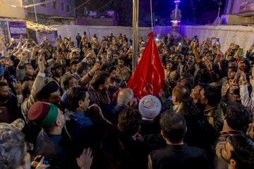 Flag of Aba al-Fadl al-Abbas Raised in Hyderabad, Pakistan