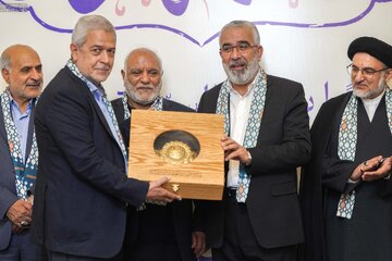 Photos: Alawi Holy Shrine Honors Engineers of Lady Fatima Courtyard Project