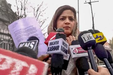 زعيمة مسلمة ترفع دعوى قضائية ضد رئيس وزراء ولاية بيهار بسبب قضية الحجاب