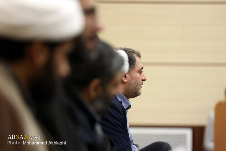 Photos (2): Unveiling ceremony of Encyclopedia of Shia teachings held at AhlulBayt World Assembly