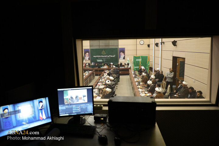 Photos (2): Unveiling ceremony of Encyclopedia of Shia teachings held at AhlulBayt World Assembly